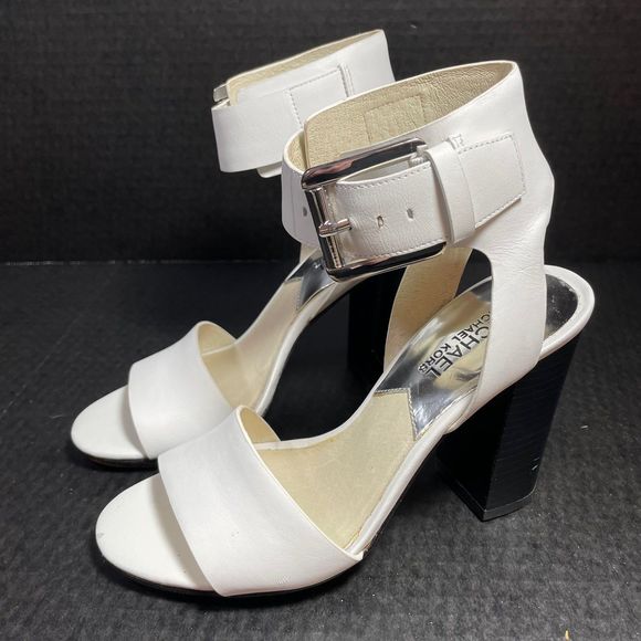Michael Kors White Leather 4” heeled sandal 5.5M EUC WORN ONLY ONCE PRICE FIRM!! - Picture 1 of 13